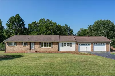 2036 Camp Springs Road, Reidsville, NC 27320 - Photo 9