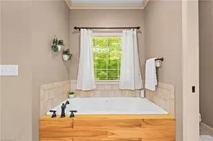 1215 Netterillo Dr, Winston-Salem, NC 27103 - Photo 25