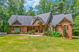 1215 Netterillo Dr, Winston-Salem, NC 27103 - Photo 1