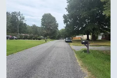 109 Dewsberry Road, King, NC 27021 - Photo 3