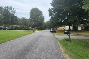 109 Dewsberry Rd, King, NC 27021 - Photo 3