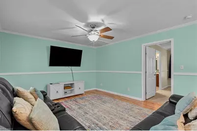776 Lake Shore Avenue, Lexington, NC 27292 - Photo 13