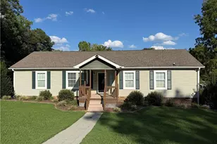 776 Lake Shore Ave, Lexington, NC 27292 - Photo 1