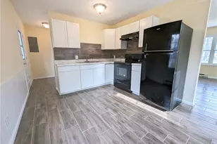 1027 Montlieu Ave, High Point, NC 27262 - Photo 3