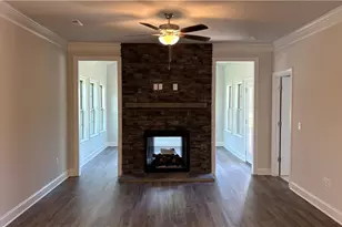 1040 Beechcraft Dr, Mebane, NC 27302 - Photo 3