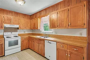 4563 Nc Hwy 268, Pilot Mountain, NC 27401 - Photo 5
