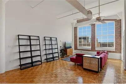 101 N Chestnut Street #4, Winston-Salem, NC 27127 - Photo 5