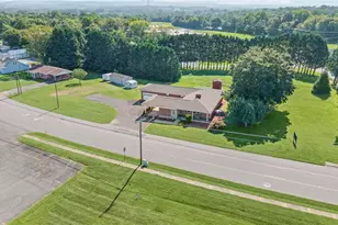 412 N Main St, Dobson, NC 27017 - Photo 41