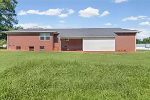 412 N Main St, Dobson, NC 27017 - Photo 37