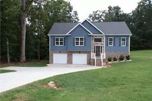 5630 Sutter Ln, Kernersville, NC 27284 - Photo 1