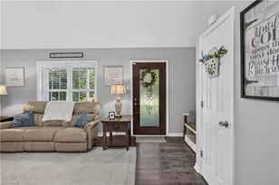2258 Regency Dr, Randleman, NC 27317 - Photo 3