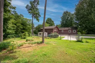 801 Bales Chapel Rd, Jamestown, NC 27282 - Photo 7