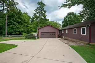 801 Bales Chapel Rd, Jamestown, NC 27282 - Photo 9