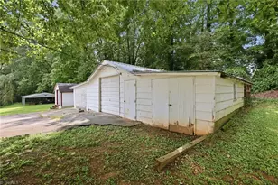 212 Circle Dr, Dobson, NC 27017 - Photo 41