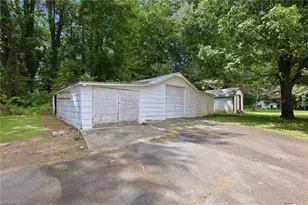 212 Circle Dr, Dobson, NC 27017 - Photo 43