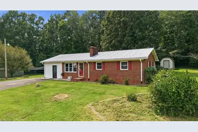 212 Circle Drive, Dobson, NC 27017 - Photo 5
