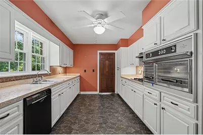 1195 Eton Avenue, Asheboro, NC 27203 - Photo 9