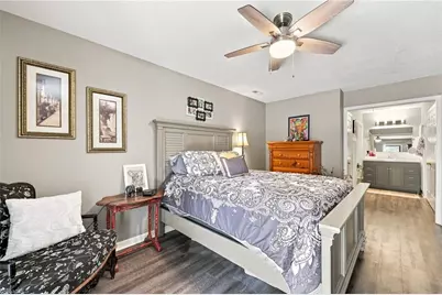 2642 Cottage Place, Greensboro, NC 27455 - Photo 27