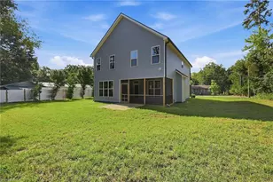 702 Vance St, Mebane, NC 27302 - Photo 29