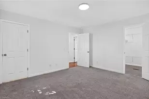 807 Julian St, Greensboro, NC 27405 - Photo 27