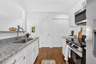 807 Julian St, Greensboro, NC 27405 - Photo 15
