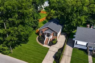 807 Julian St, Greensboro, NC 27405 - Photo 3