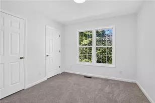 807 Julian St, Greensboro, NC 27405 - Photo 17