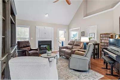 5201 Old Plantation Circle, Winston-Salem, NC 27104 - Photo 9
