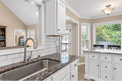 5201 Old Plantation Circle, Winston-Salem, NC 27104 - Photo 13
