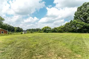 1003 Crestline Dr, Yadkinville, NC 27055 - Photo 29