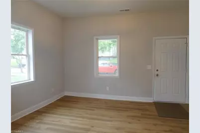 213 E Monmouth Street, Winston-Salem, NC 27127 - Photo 5