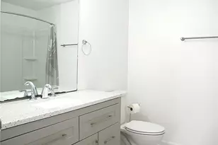 7129 W Friendly Ave, Greensboro, NC 27410 - Photo 9