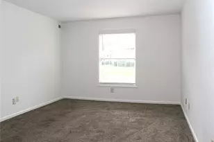 7129 W Friendly Ave, Greensboro, NC 27410 - Photo 7