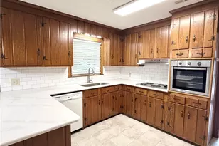 776 Country Club Dr, State Road, NC 28676 - Photo 17