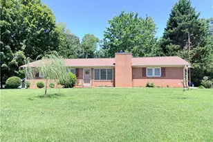 776 Country Club Dr, State Road, NC 28676 - Photo 33