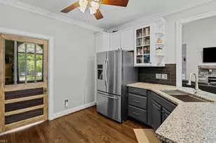 1912 Ridge Oaks Ct, Oak Ridge, NC 27310 - Photo 15