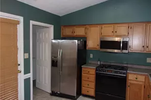 3225 Cypress Park Rd, Greensboro, NC 27407 - Photo 7