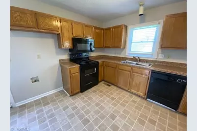 7 Woodlea Ridge Court, Greensboro, NC 27406 - Photo 7