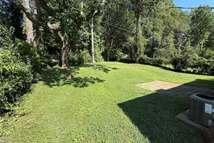 1405 Revere Rd, Winston-Salem, NC 27103 - Photo 3
