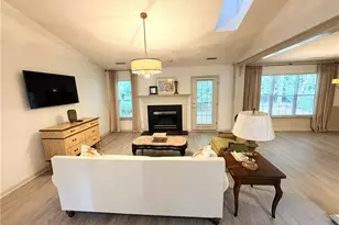 313 Quarter Path Ln, Jamestown, NC 27282 - Photo 5
