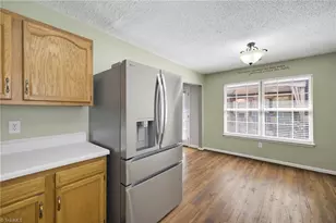 572 Orchard Ridge Ln, Greensboro, NC 27455 - Photo 5