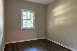 1015 Cranbrook St, Greensboro, NC 27407 - Photo 3