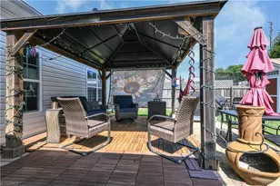 6725 Barton Creek Dr, Whitsett, NC 27377 - Photo 23