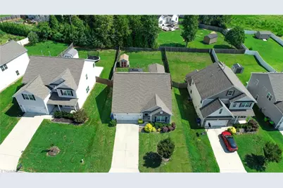 6725 Barton Creek Drive, Whitsett, NC 27377 - Photo 25