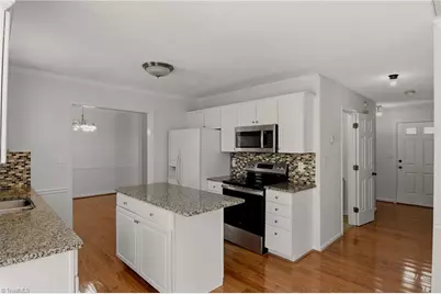 3338 Timberwolf Avenue, High Point, NC 27265 - Photo 11