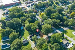 1305 E Willowbrook Dr, Burlington, NC 27215 - Photo 23