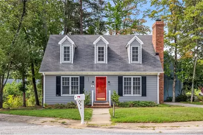 8 Barrett Place, Greensboro, NC 27455 - Photo 1