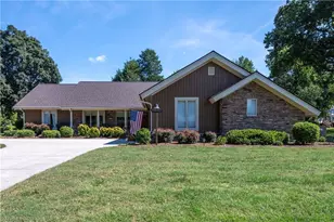 109 Holly Cir, Bermuda Run, NC 27006 - Photo 3