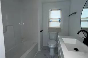 1013 Willow Rd, Greensboro, NC 27401 - Photo 9