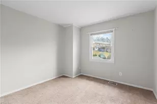 3921 Valley Ct, Winston-Salem, NC 27106 - Photo 13